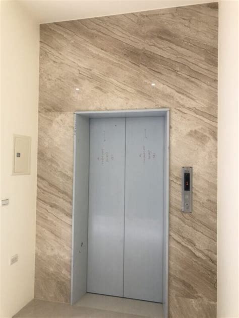 電梯牆 門牌號數